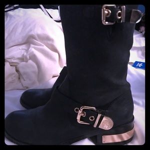 LIKE NEW - Vince Camuto Size 10 Black Moto Boots